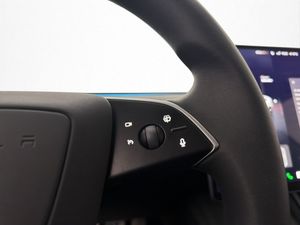 Tesla Model 3 bild 15