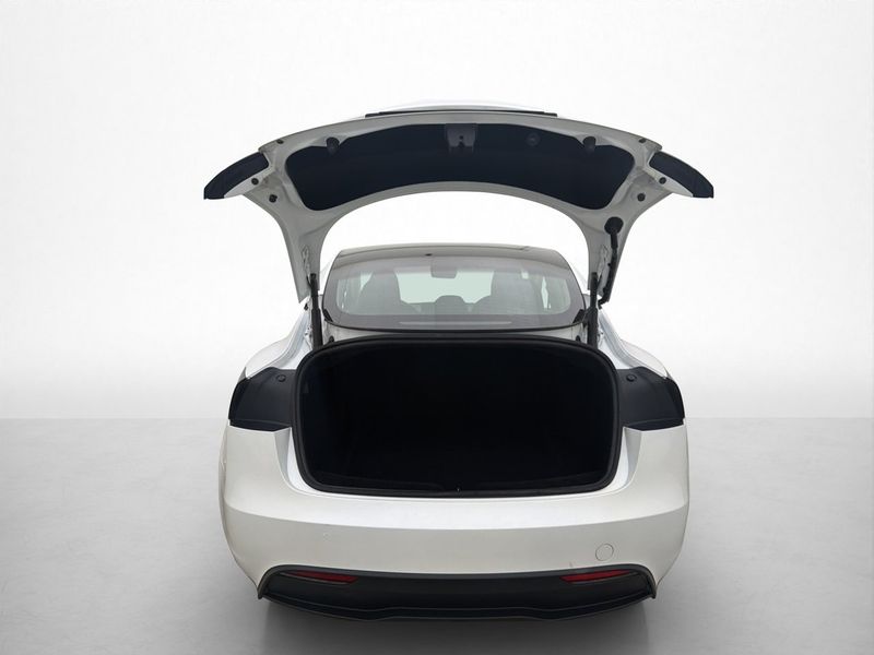 Tesla Model 3 bild 26