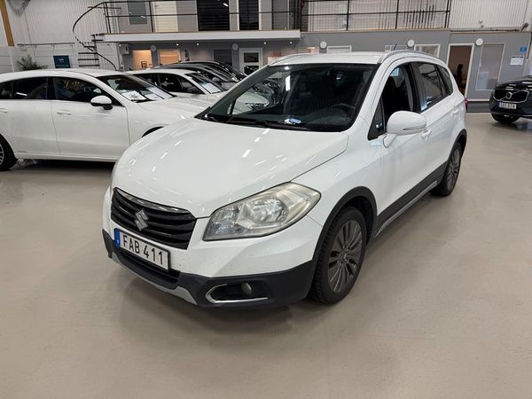 Suzuki S-CROSS SX4 S-Cross 1.6 DDiS DOHC 16V M&K 2,99% Ränta - 2015