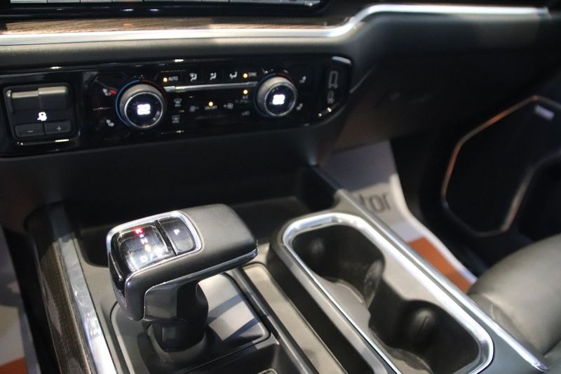 Chevrolet Silverado bild 17
