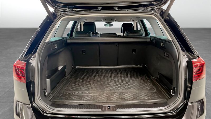 Volkswagen Passat bild 13