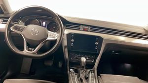 Volkswagen Passat bild 10