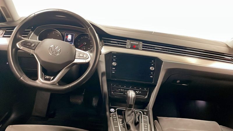 Volkswagen Passat bild 10