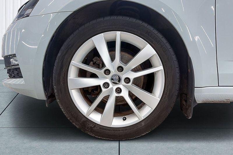 Skoda Octavia bild 9