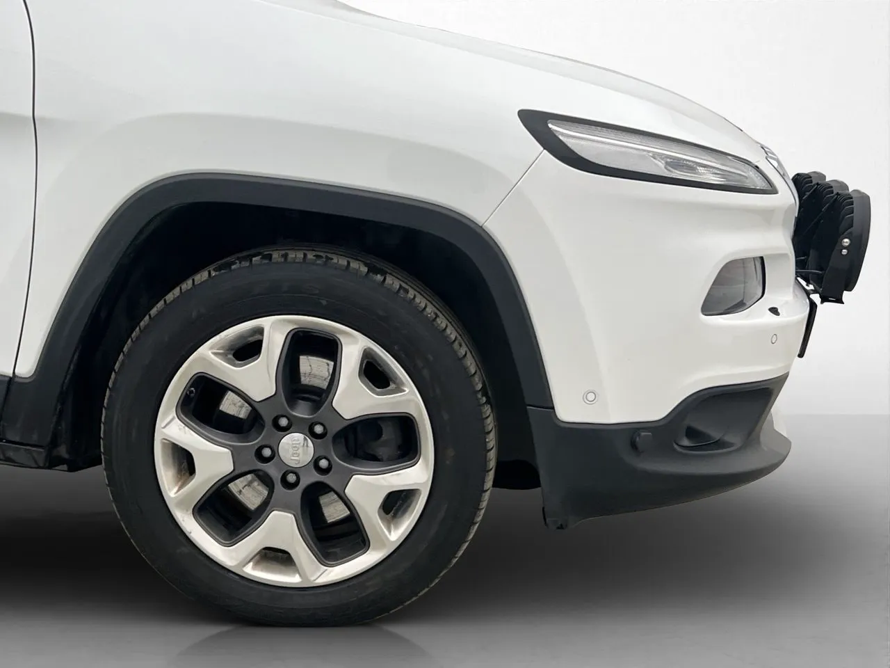 Vehicle image 36
