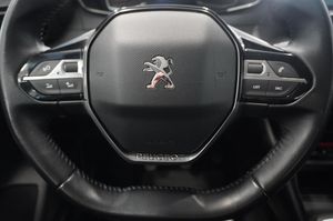 Peugeot 208 bild 9