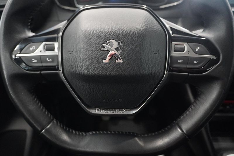 Peugeot 208 bild 9
