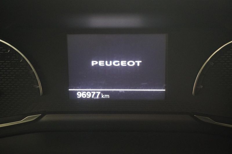 Peugeot 208 bild 12