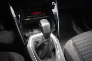 Peugeot 208 bild 8
