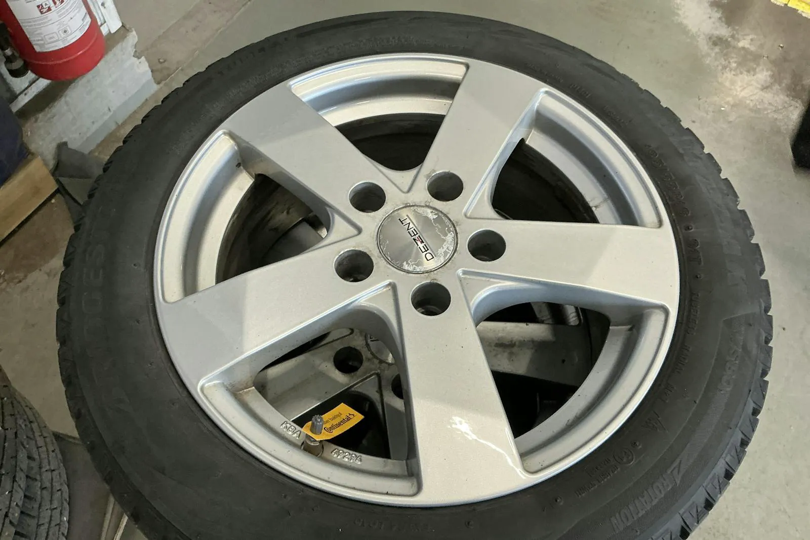 Vehicle image 13