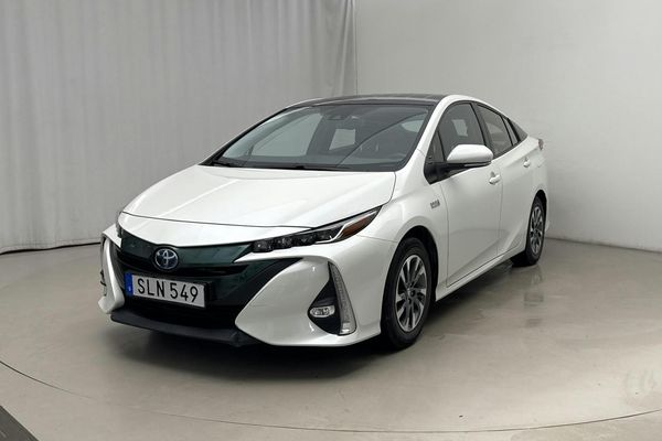 Toyota Prius 1.8 Plug-In (99hk) - 2018