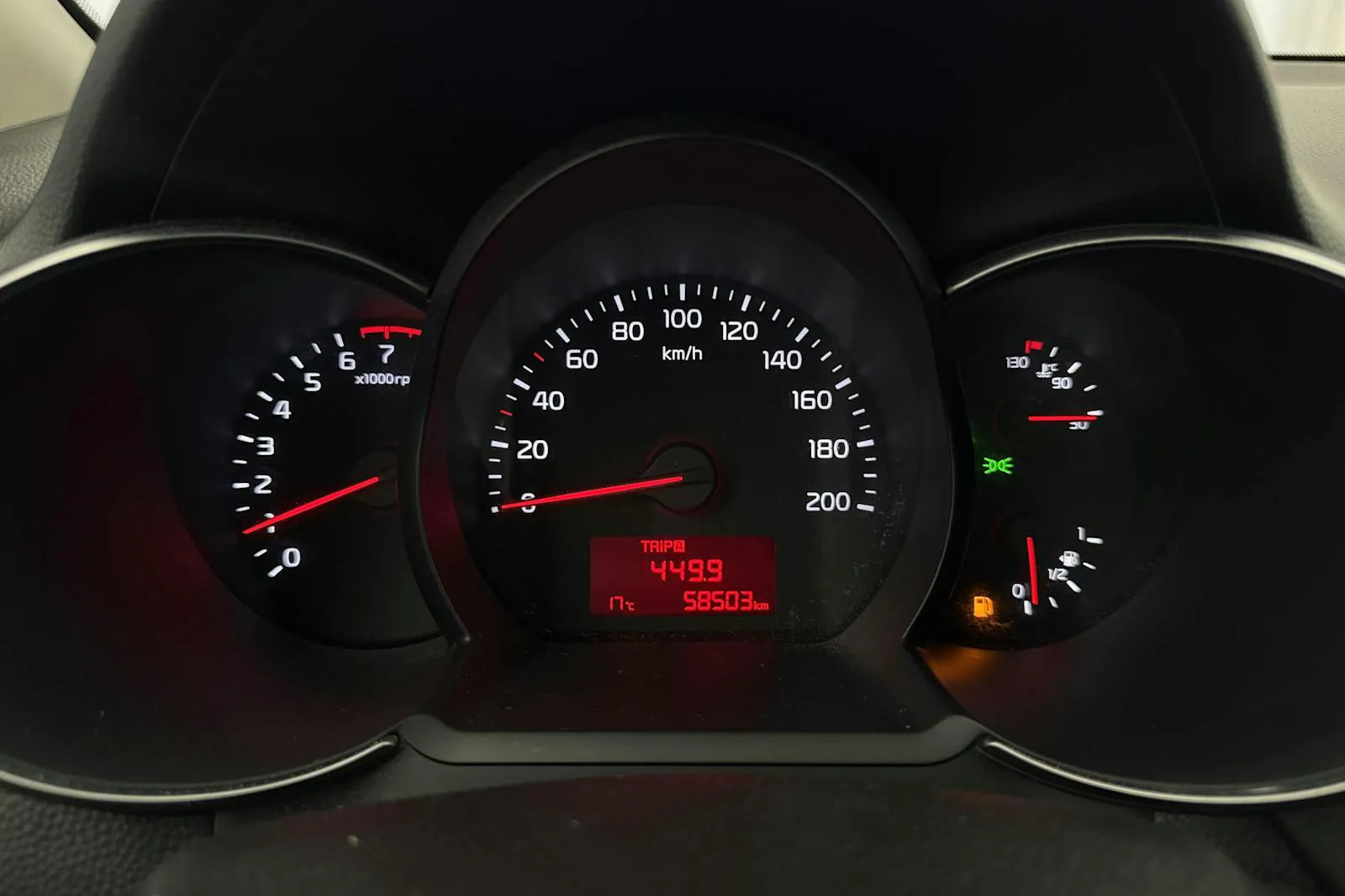 Vehicle image 9