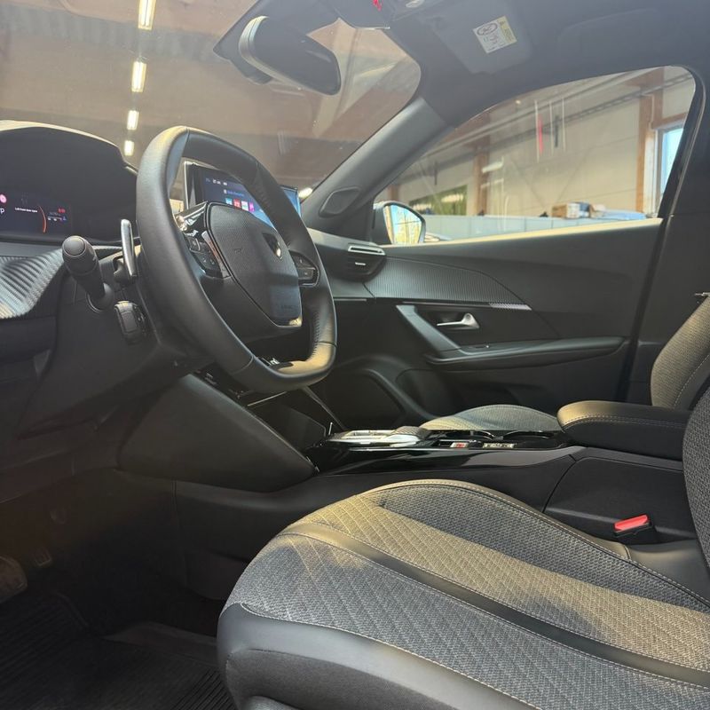 Peugeot 2008 bild 8