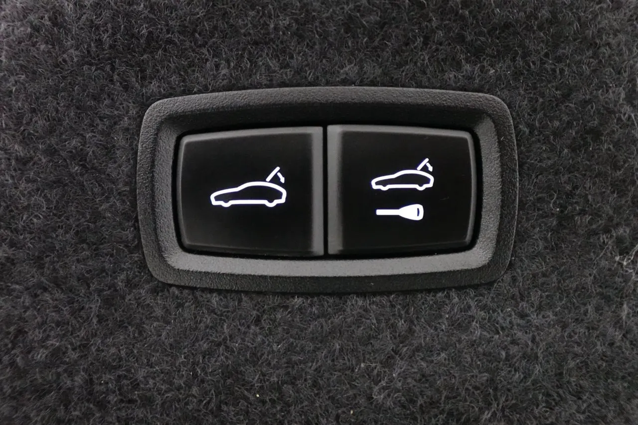 Vehicle image 29