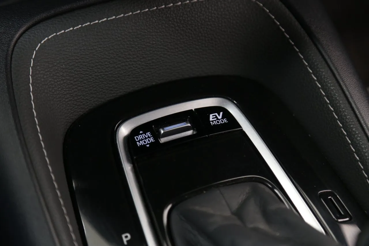 Vehicle image 20