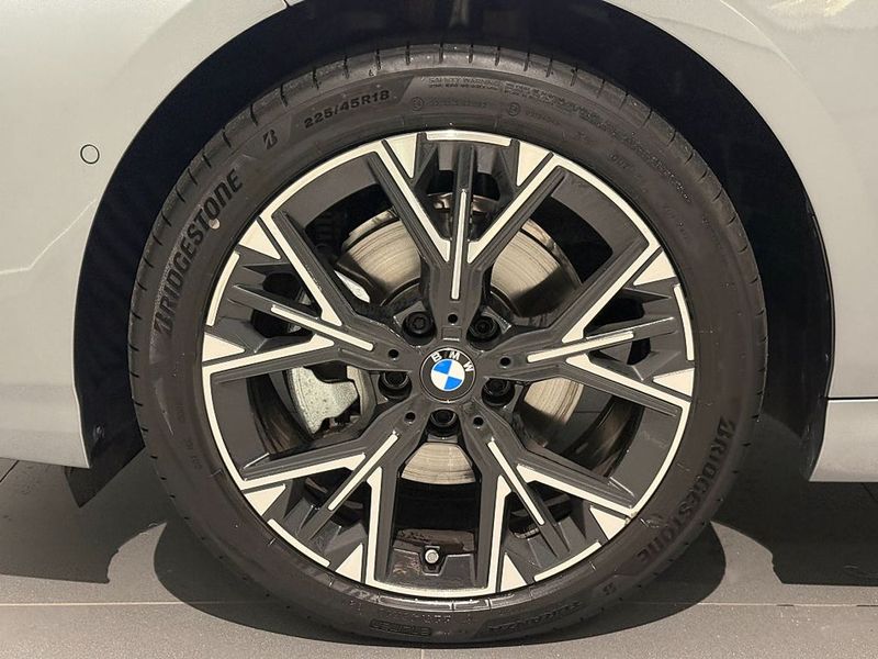 BMW 120 bild 5
