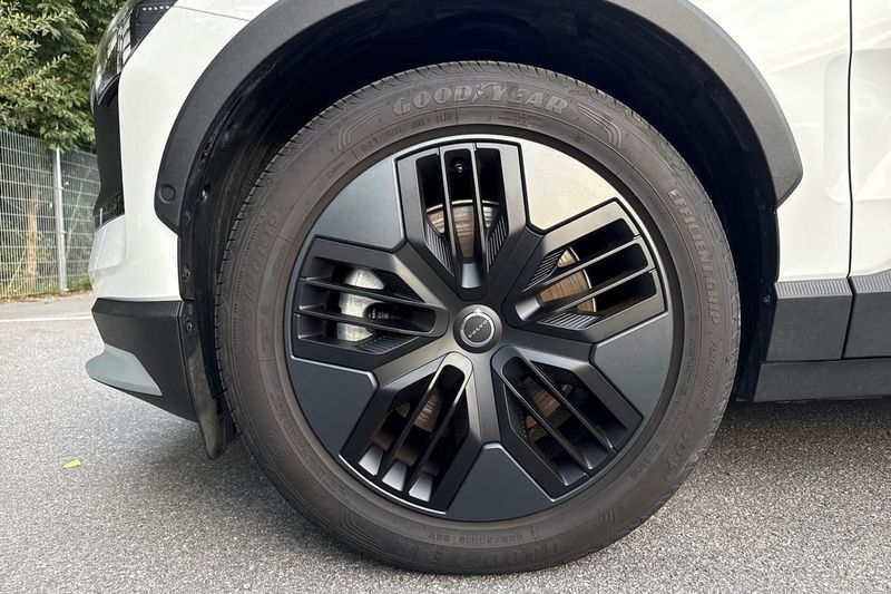 Volvo EX30 bild 17