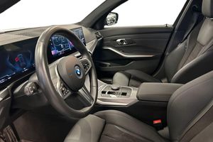 BMW 330 bild 14