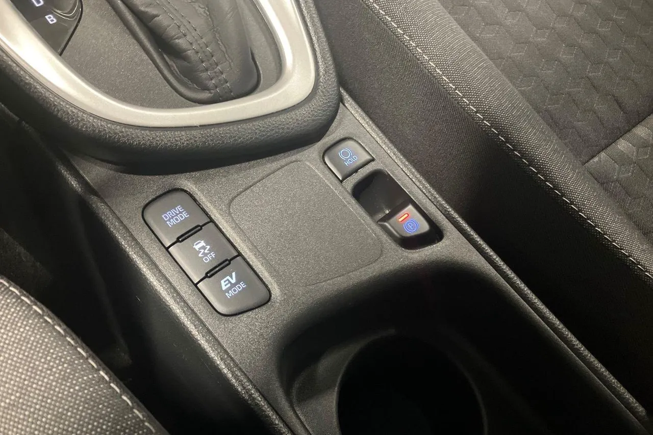 Vehicle image 21