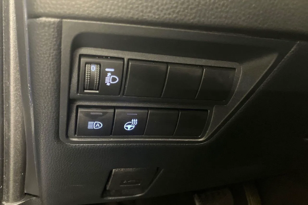 Vehicle image 20