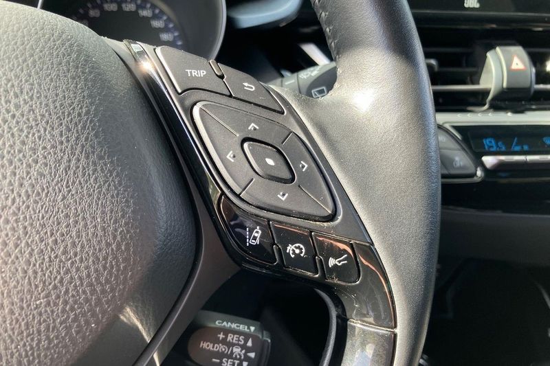 Toyota C-HR bild 26