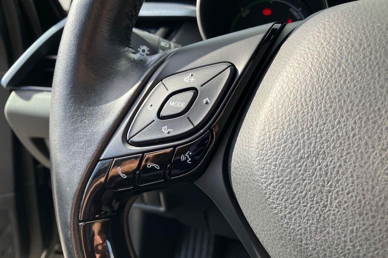 Toyota C-HR bild 27