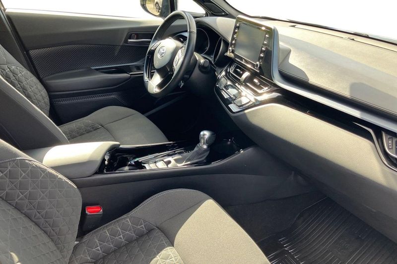 Toyota C-HR bild 10