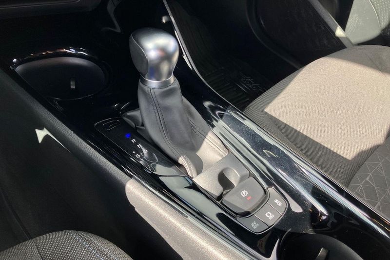 Toyota C-HR bild 25