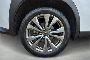 Lexus UX bild 15