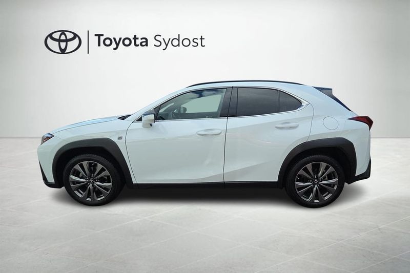 Lexus UX bild 3