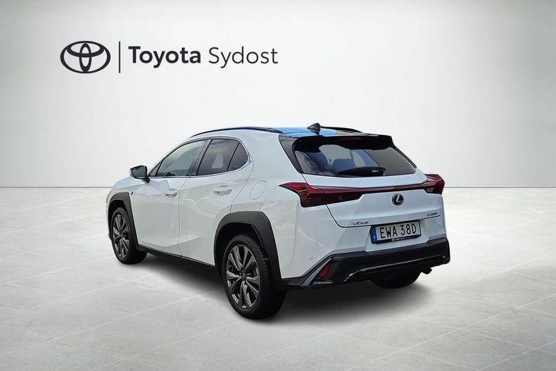 Lexus UX bild 17