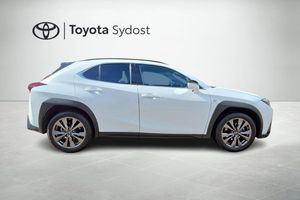 Lexus UX bild 16