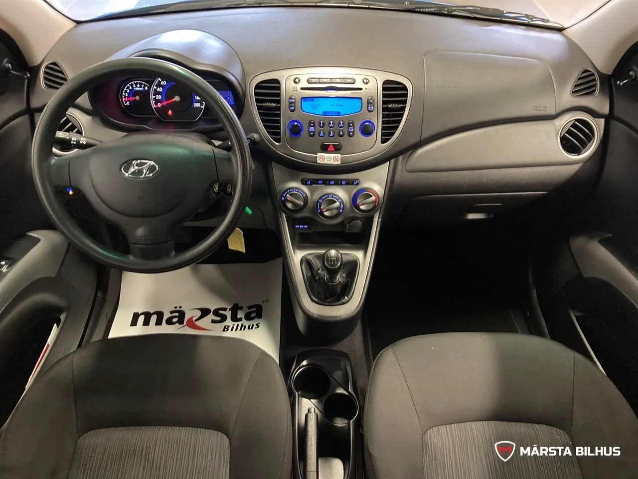 Vehicle image 12