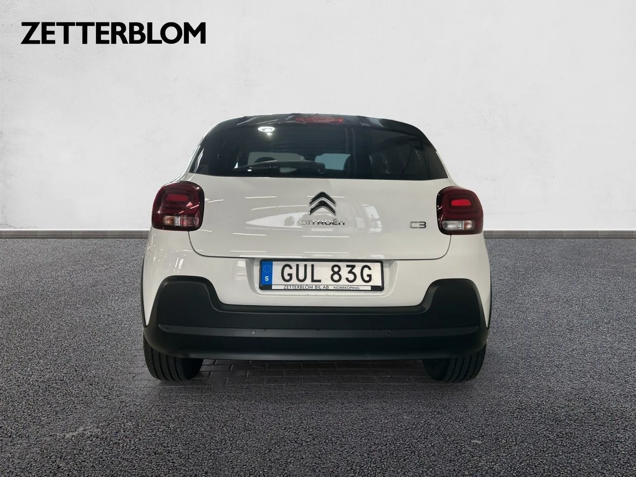 Vehicle image 6