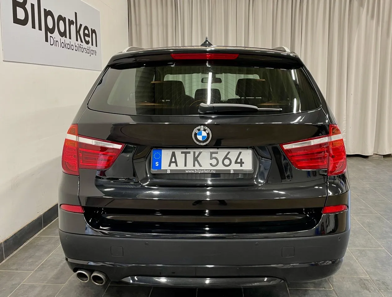 Vehicle image 22