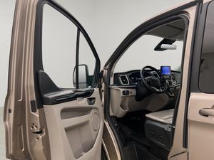 Ford Tourneo Custom bild 14