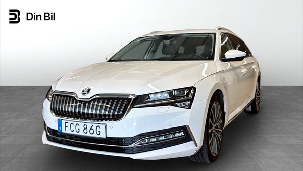 Skoda Superb Combi IV DSG L&K/ Drag/ P-värmare - 2020