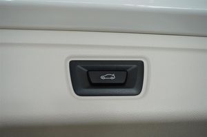 BMW 330 bild 7