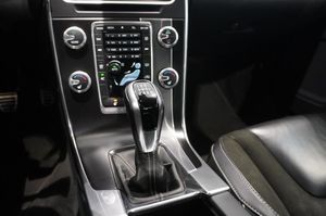 Volvo S60 bild 9