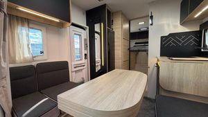 Challenger 337 bild 9