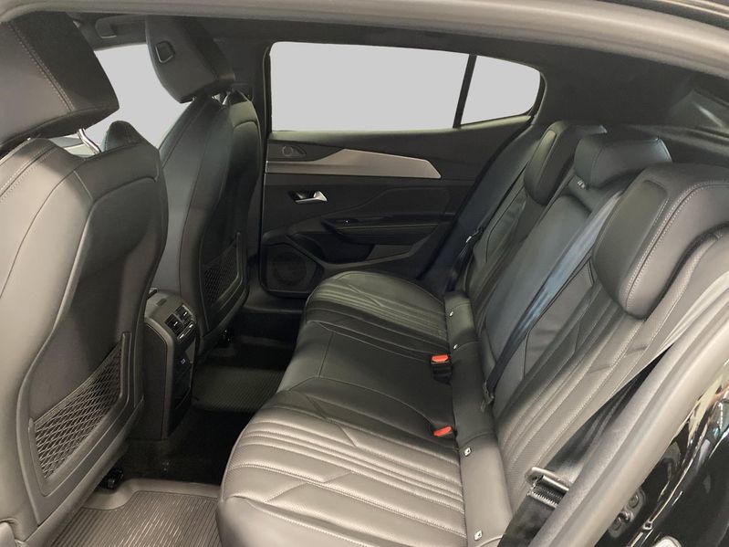 Peugeot 408 bild 9