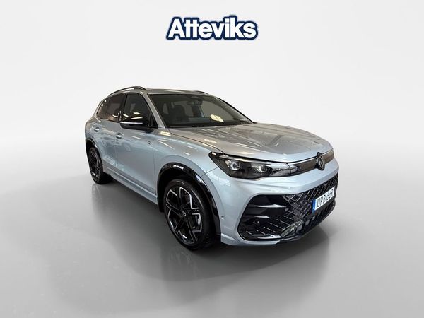 Volkswagen Tiguan R-line eHybrid 272hk *Head-up/Drag/Back... - 2026