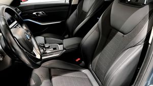 BMW 330 bild 8