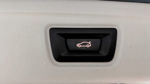 BMW 330 bild 15
