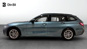 BMW 330 bild 2