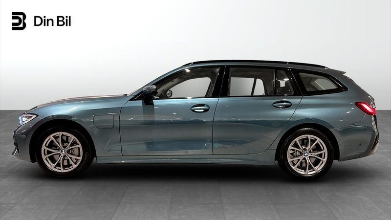 BMW 330 bild 2
