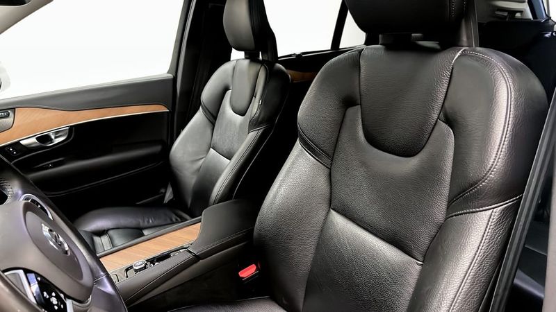Volvo XC90 bild 8