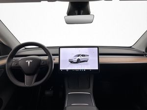 Tesla Model Y bild 14