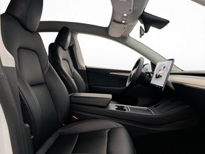 Tesla Model Y bild 16