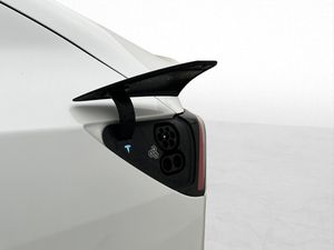 Tesla Model Y bild 30